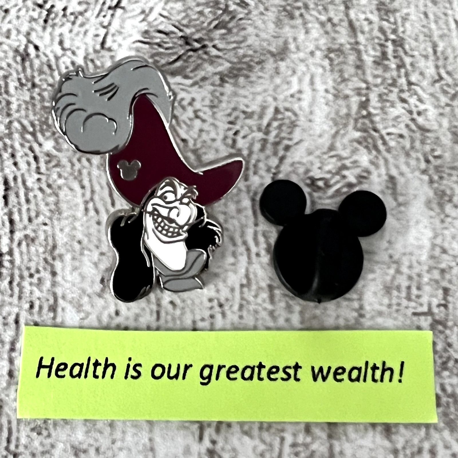 Disney Disney Pin - Hidden Mickey - Captain Hook - Villain Size ONE SIZE - 1 Thumbnail