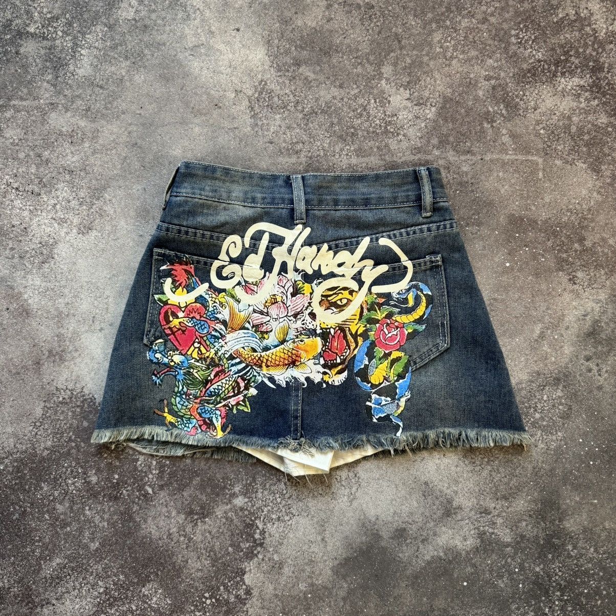 Japanese Brand Amazing Double Side Printed Y2K Mini Skirt (ed hardy style) Size 27" / US 4 / IT 40 - 1 Thumbnail