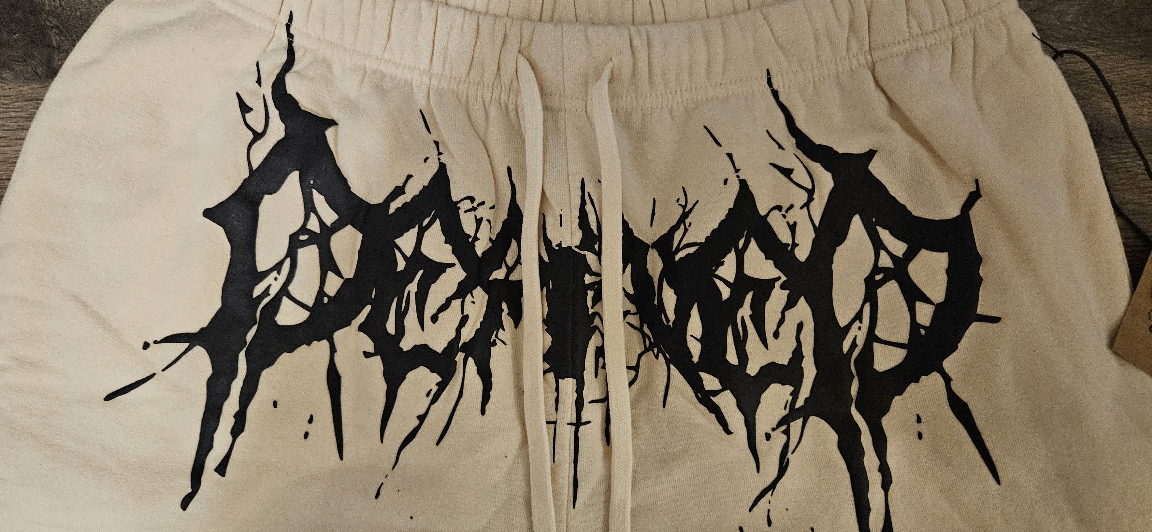Other UNDRTD Mens Beige Graphic Streetwear Wear shorts Size Large Size US 38 / EU 54 - 2 Thumbnail