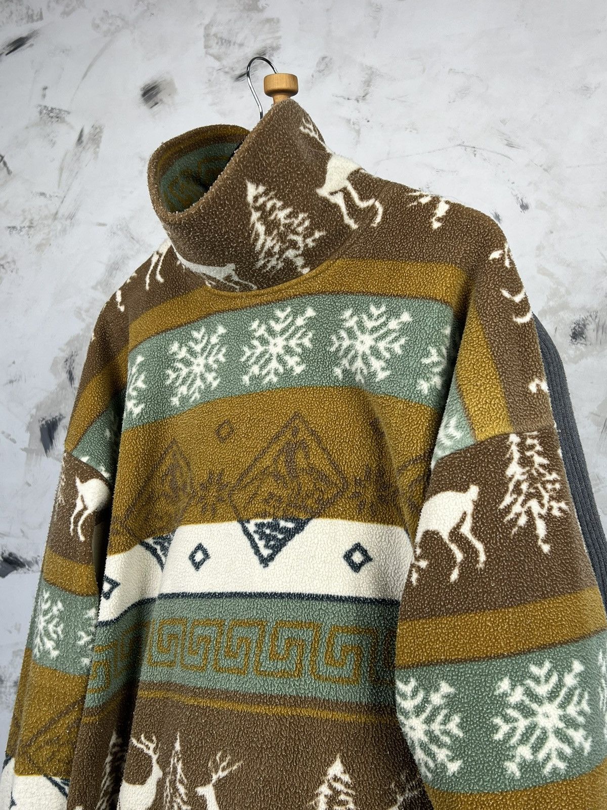 Vintage Vintage Walking Fleece Jacket Size L - XL Size US XL / EU 56 / 4 - 3 Thumbnail