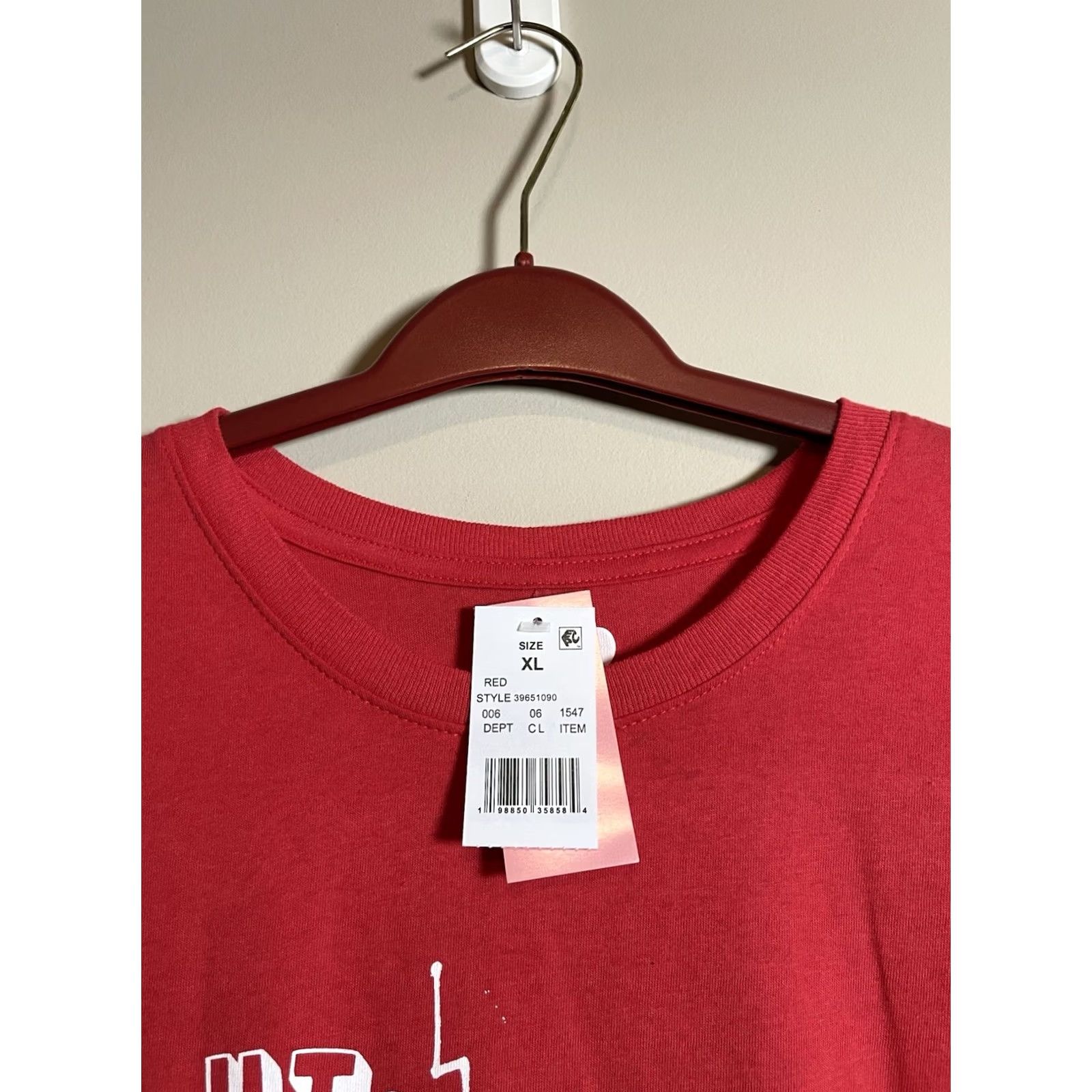 Vintage Guts Shirt Olivia Rodrigo Womens XL Red Graphic Concert Tour 100% Cotton Short Sleeve Crew Neck T-Shirt Size XL / US 12-14 / IT 48-50 - 3 Thumbnail