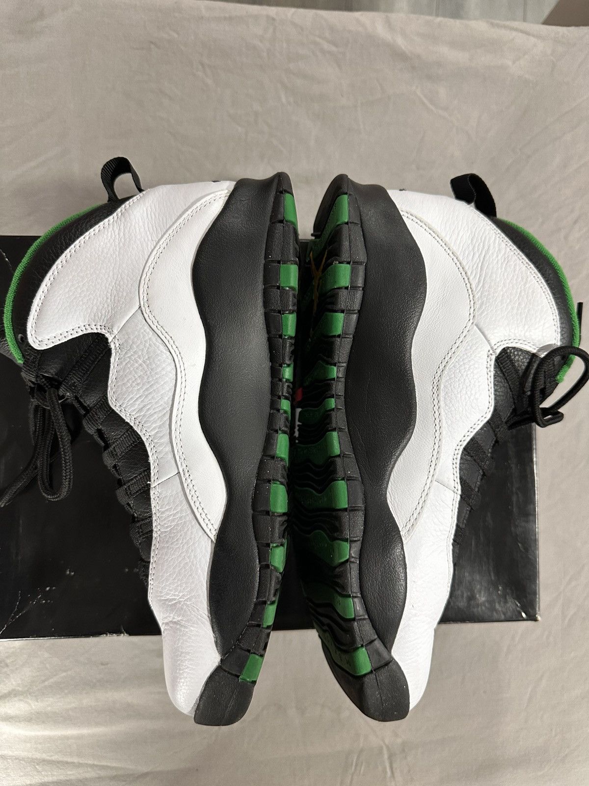 Jordan Brand × Nike Air Jordan X (10) Seattle Size US 10 / EU 43 - 22 Thumbnail