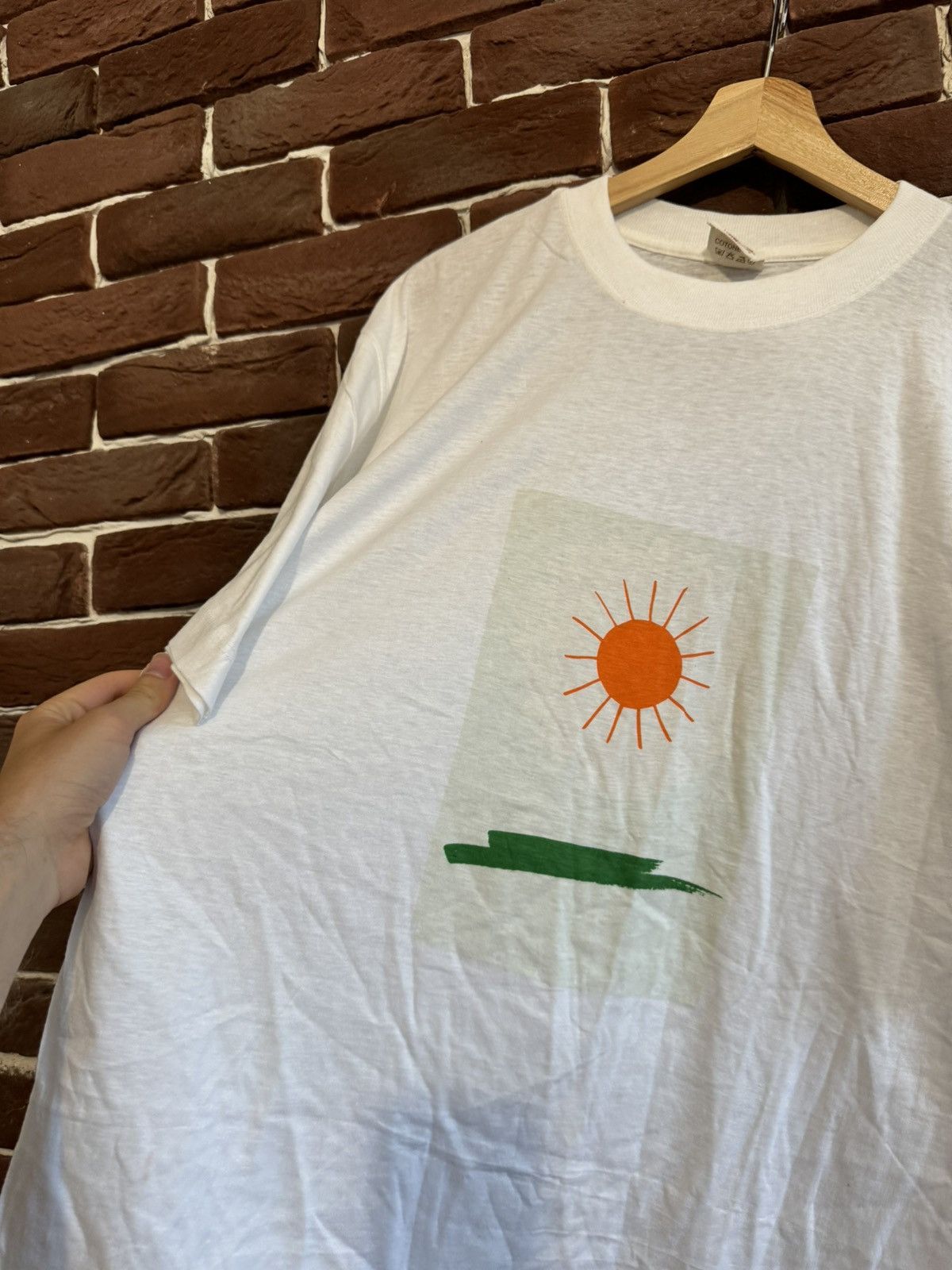 Fiorucci Vintage 90s Fiorucci Sun Flower Art Tee Hype Designer 2 whit Size US XXL / EU 58 / 5 - 3 Thumbnail
