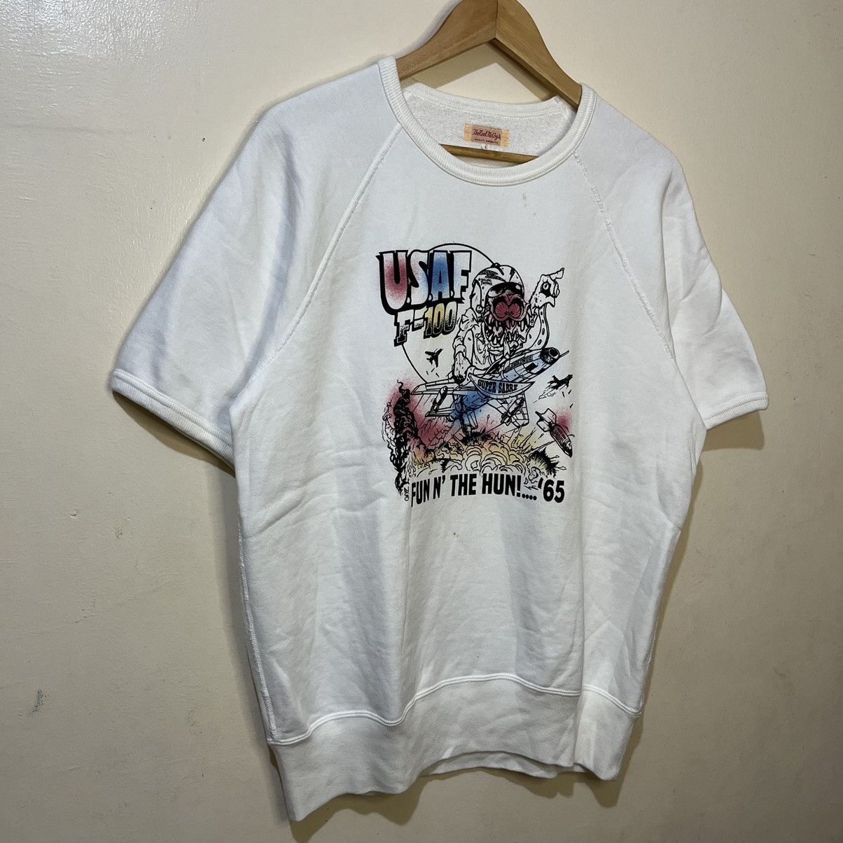 The Real McCoy's USAF F=100 "Fun N' The Hun!...'65" Short Sleeve Sweatshirt Size US L / EU 52-54 / 3 - 4 Thumbnail