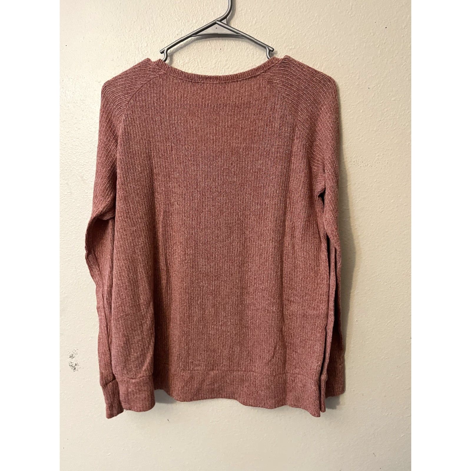 Old Navy Old Navy Pink Knit Sweater Long Sleeve Women’s Medium Pullover Knit Regular Color Pink Size M / US 6-8 / IT 42-44 - 2 Thumbnail