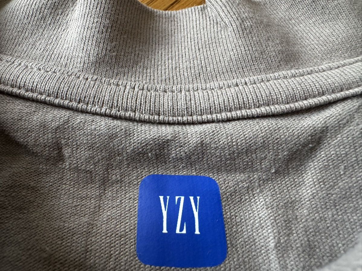 Gap Medium Gap Yeezy Long Sleeve T-Shirt Light Gray Kanye West Size US M / EU 48-50 / 2 - 2 Thumbnail