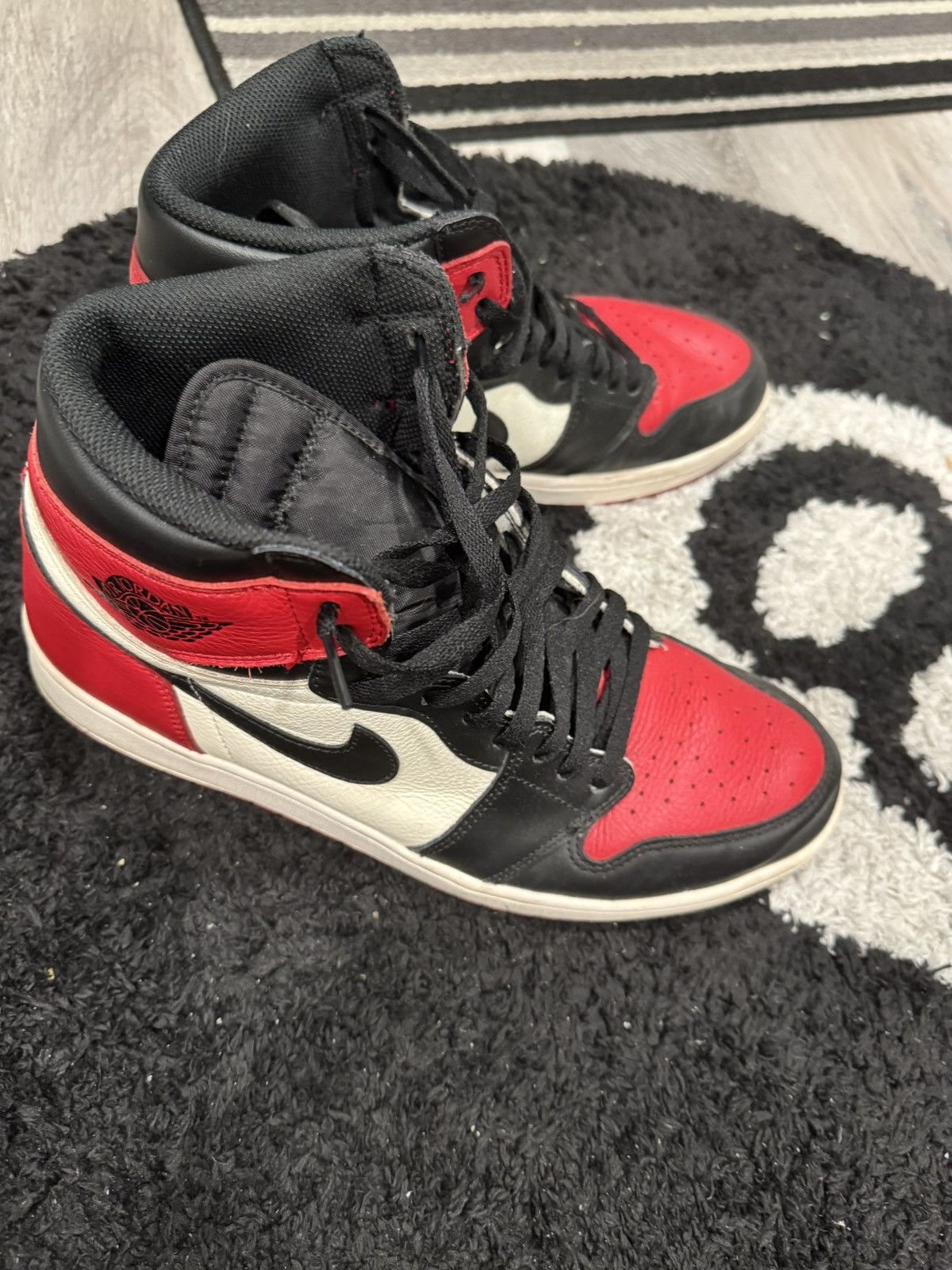 Jordan Brand JORDAN 1 BRED TOE Size US 12 / EU 45 - 2 Thumbnail