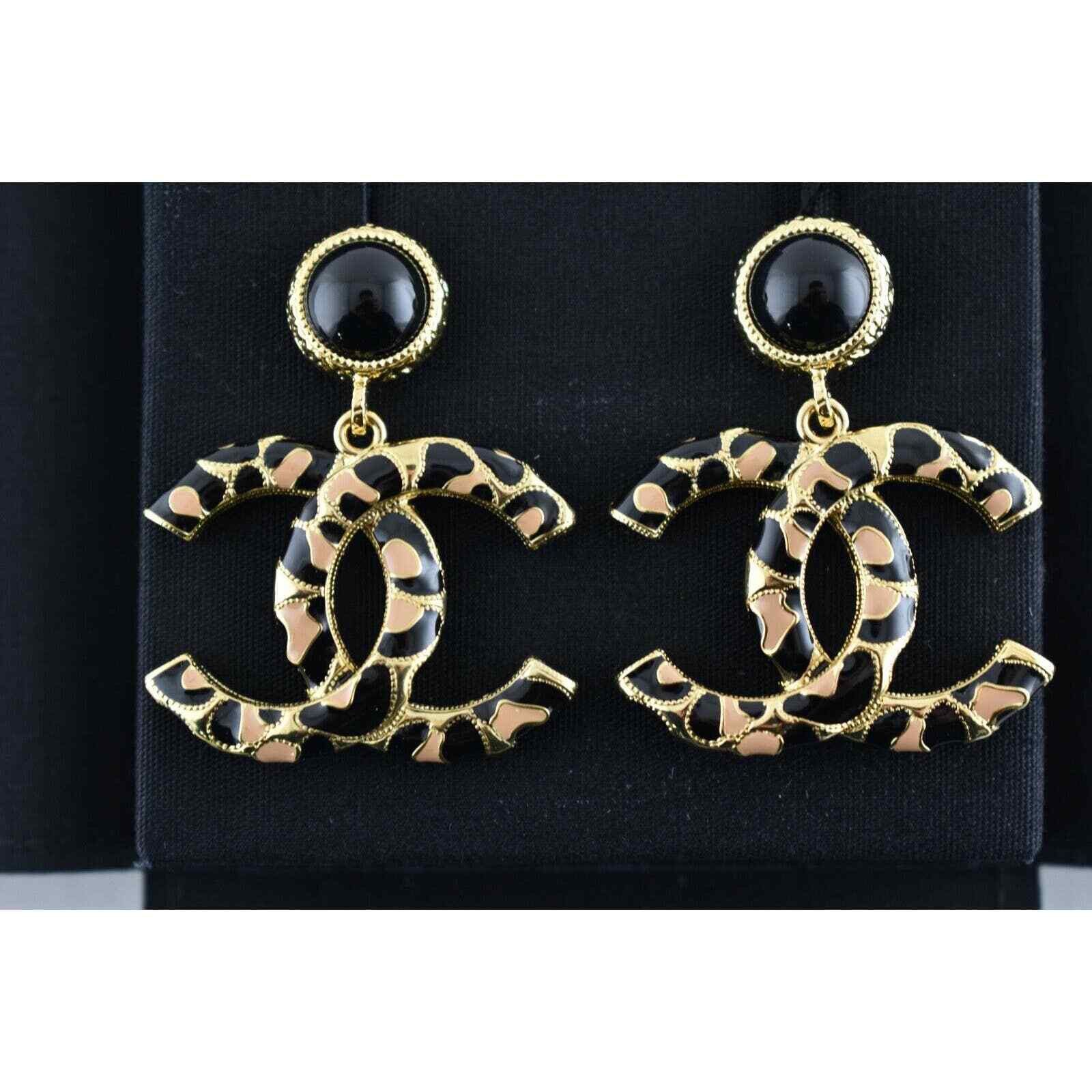 Chanel Chanel Gold Beige Pearl CC Dangle Drop Statement Earring Size ONE SIZE - 6 Thumbnail