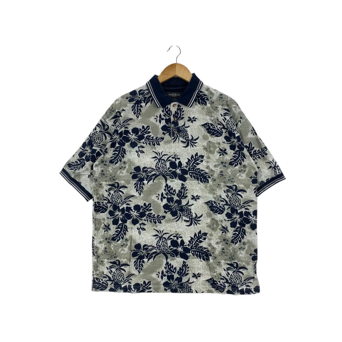 Vintage Vintage KNIGHTS SPORTSWEAR HAWAII Pineapple AOP Polo Tee Size US XL / EU 56 / 4 - 1 Thumbnail