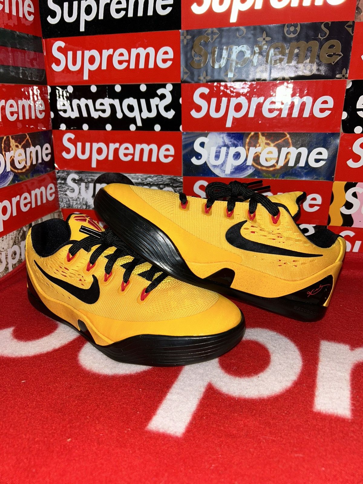 Nike Nike Kobe 9 EM GS 'Bruce Lee' 653593-700 size 4y VNDS Size US 5 / EU 37 - 1 Thumbnail