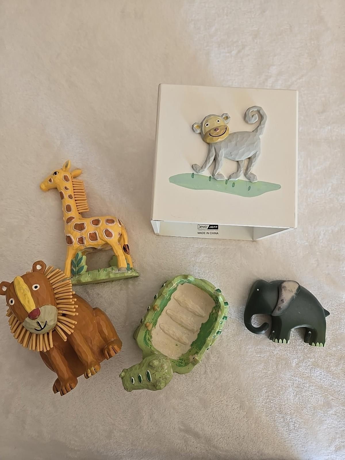 Jeff Hamilton Vtg Jenny Jeff Safari Zoo Bathroom Set, Tissue Box Soap Dish Size ONE SIZE - 2 Thumbnail