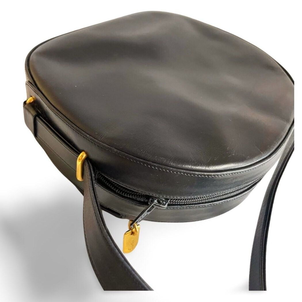 Cartier Vintage Cartier navy oval shape shoulder bag with blue stone Size ONE SIZE - 4 Thumbnail