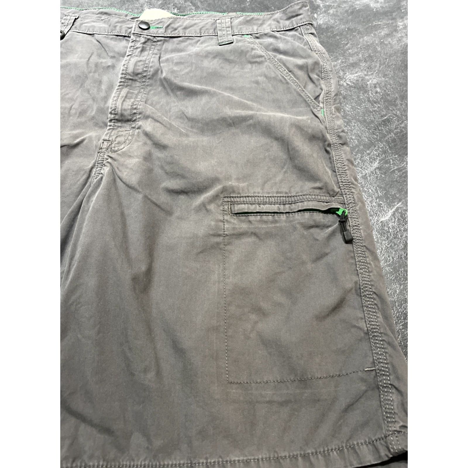 Wrangler Wrangler Cargo Shorts Mens 38 Gray Performance Outdoor 10.5" Inseam Casual Travel Sports Size US 38 / EU 54 - 2 Thumbnail