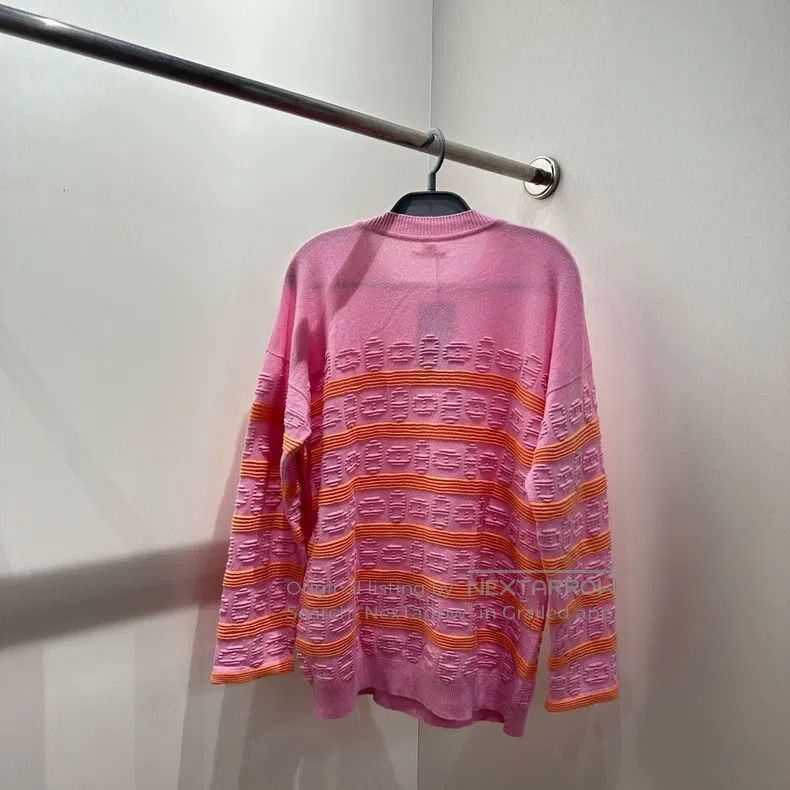 Hermes Hermes All-Over Pig Nose Embossed Cashmere Sweater Size XS / US 0-2 / IT 36-38 - 2 Thumbnail