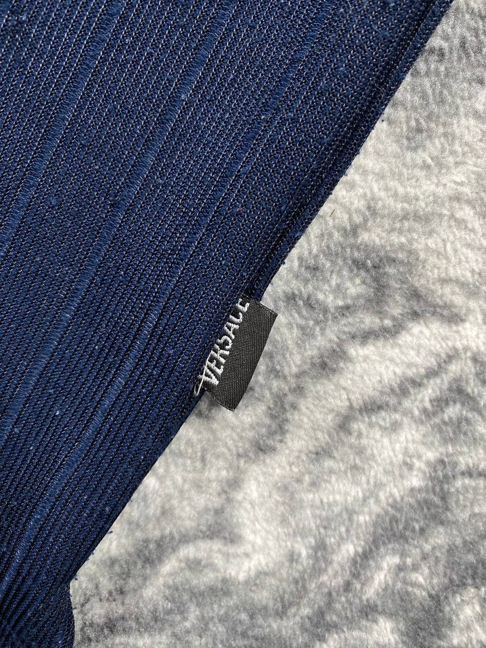 Versace Versace Classic V2 V Neck T Shirt Men Size L Blue Size US L / EU 52-54 / 3 - 9 Thumbnail