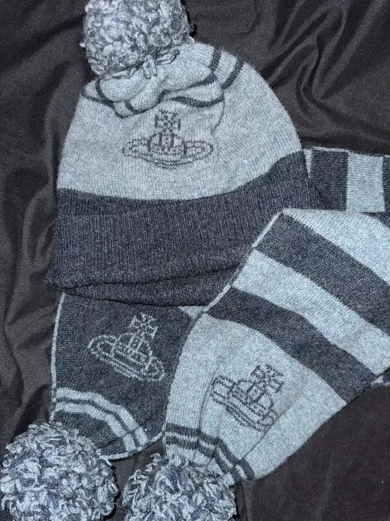 Vivienne Westwood Blue and gray striped Saturn orb scarf c