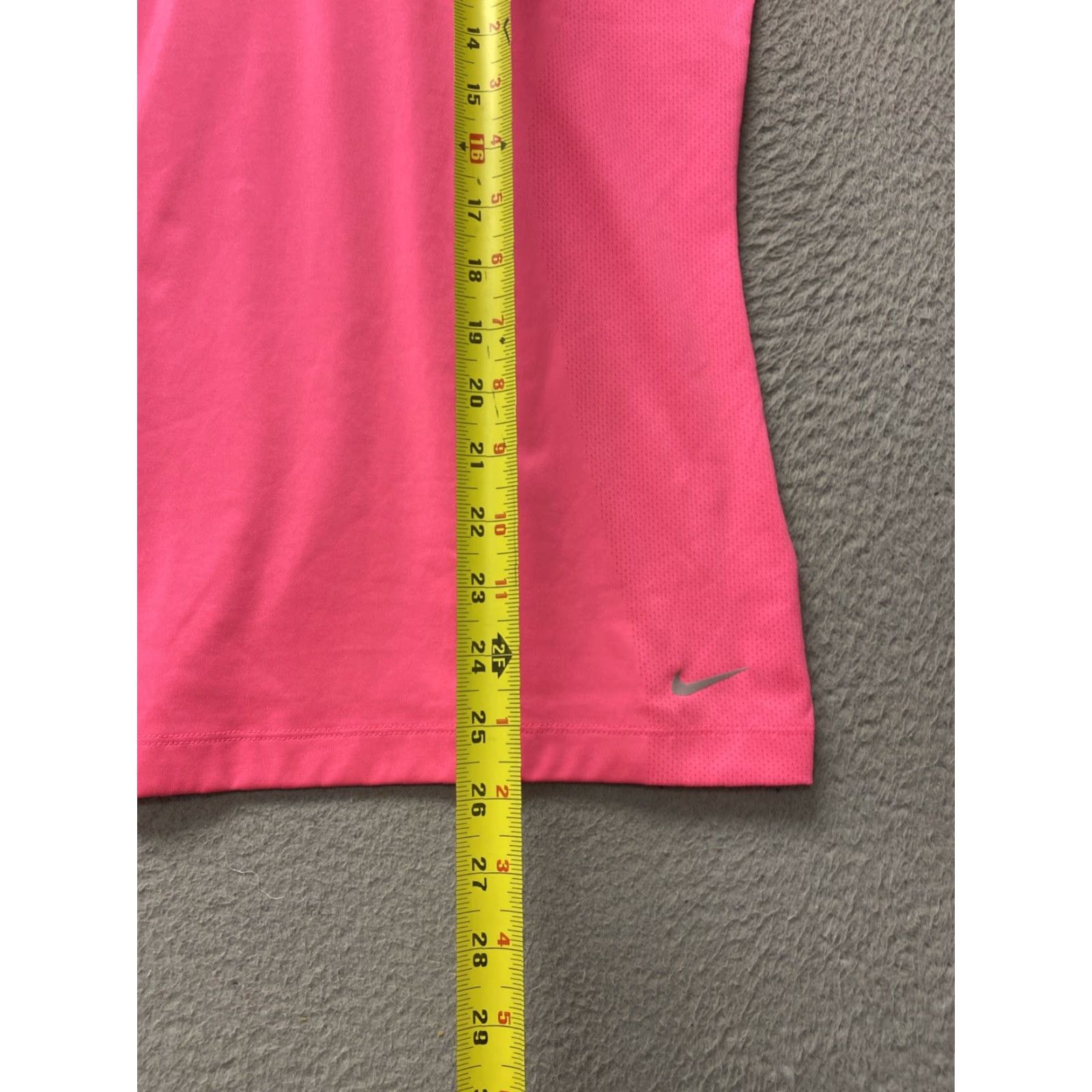 Nike Nike Dri-FIT Extra Short Sleeves Golf Polo Bright Pink L /142-43 Size 36" / US 14 / IT 50 - 5 Thumbnail