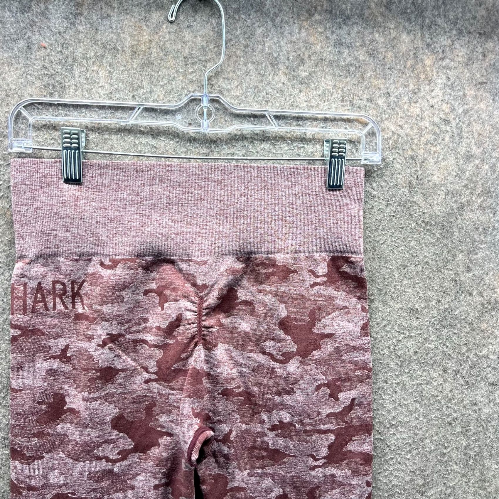 Gymshark Gymshark Legging Womens Medium Pink Camouflage High Rise Athletic Compression Skinny Inseam 24 in Size 32" / US 10 / IT 46 - 4 Thumbnail
