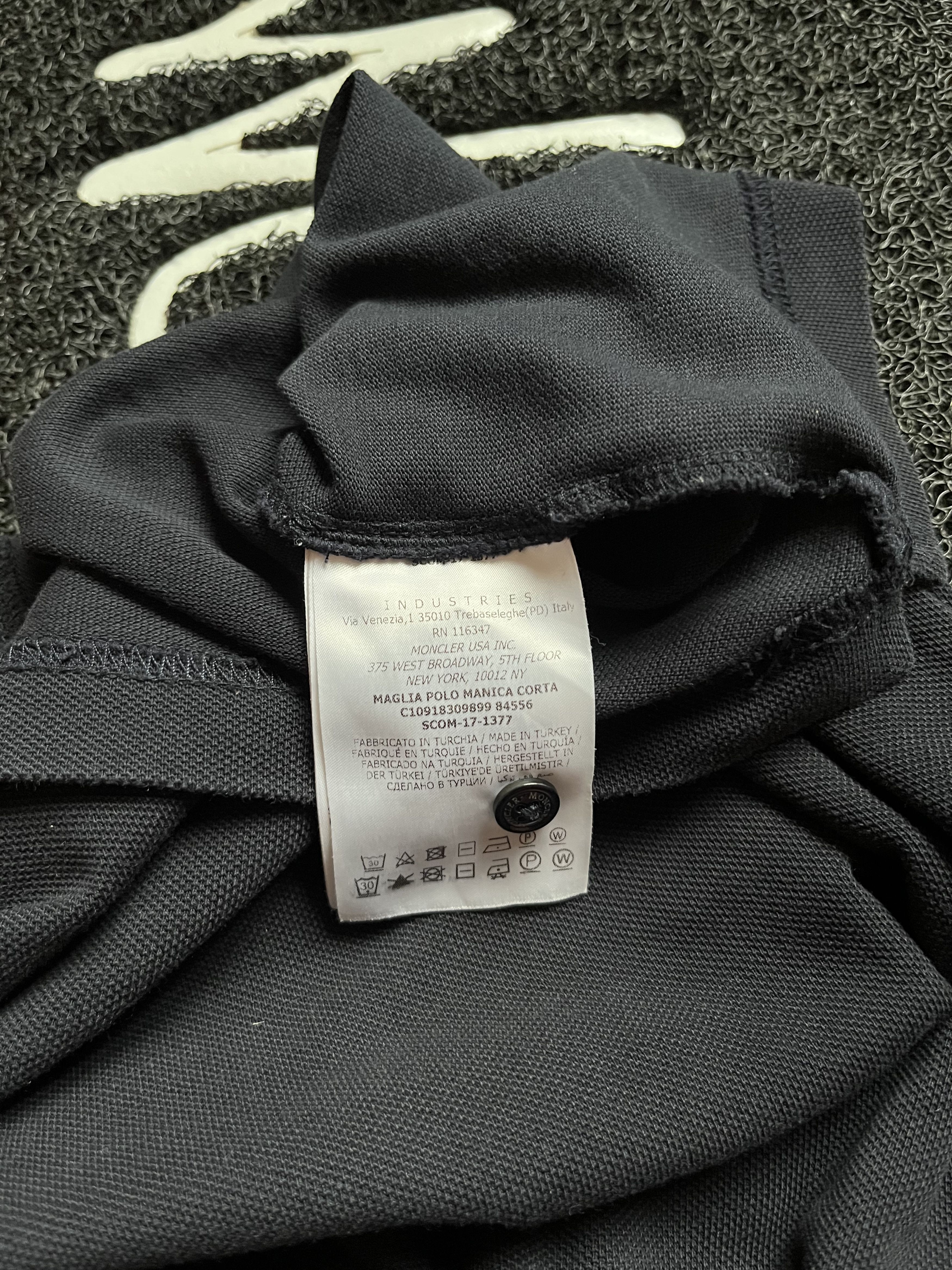 Moncler Moncler Luxury Maglia Polo Manica Corta Black Tee Authentic Size US M / EU 48-50 / 2 - 7 Thumbnail