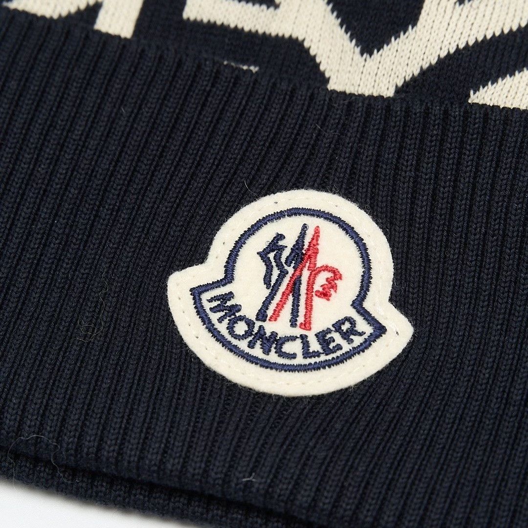 Moncler Moncler Uni Logo Jacquard Beanie Size ONE SIZE - 3 Thumbnail