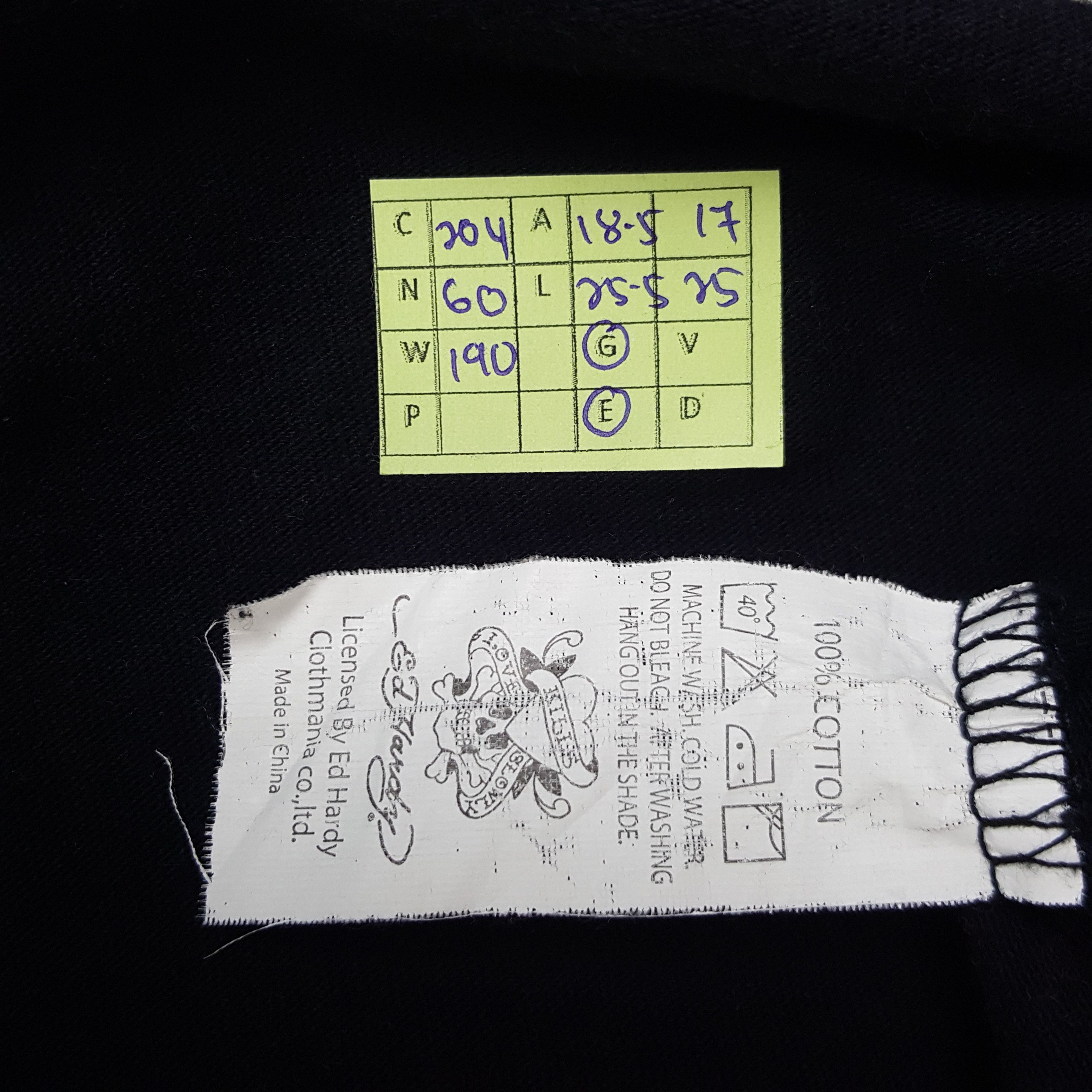 Christian Audigier Vintage Ed Hardy by Christian Audiger Designer Tshirt Size US S / EU 44-46 / 1 - 10 Thumbnail