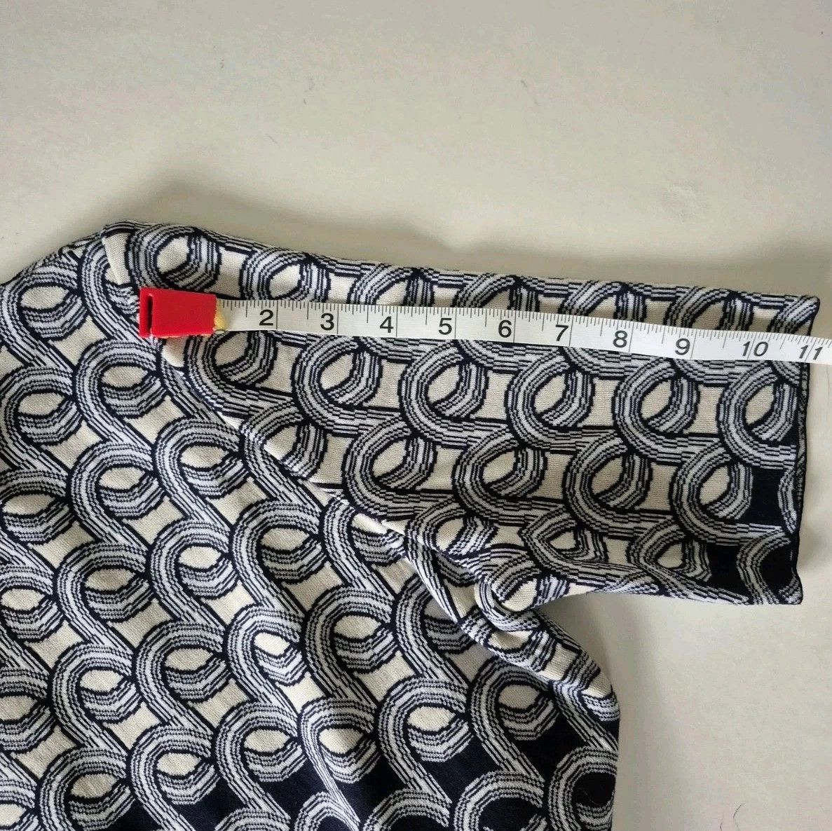St. John Navy/Cream Geometric Wool Blend Short Slv Black Label Party Size M / US 6-8 / IT 42-44 - 9 Thumbnail
