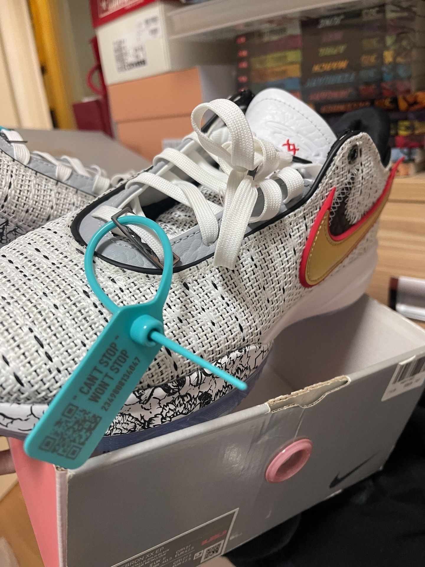 Nike Nike LeBron 20 EP Size US 9.5 / EU 42-43 - 4 Thumbnail