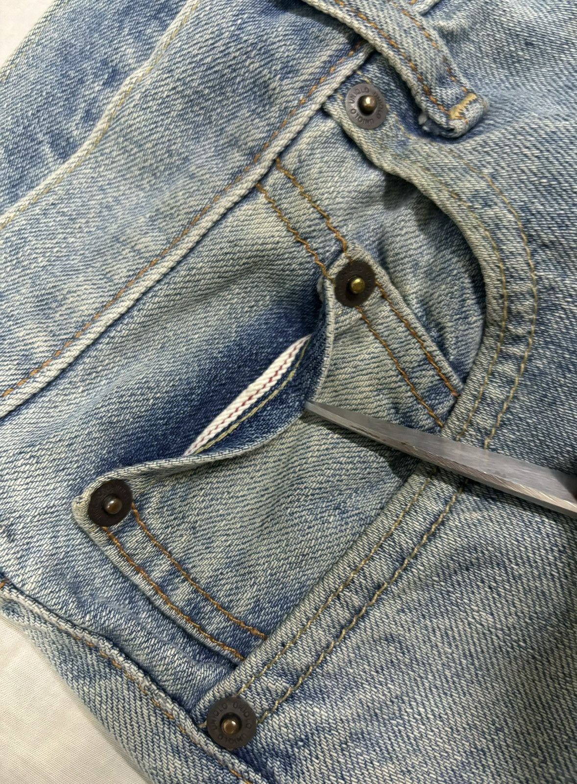 Undercover × Uniqlo Vintage Y2K Uniqlo UJ Selvedge Mud Washed Loose Jeans Size US 34 / EU 50 - 7 Thumbnail