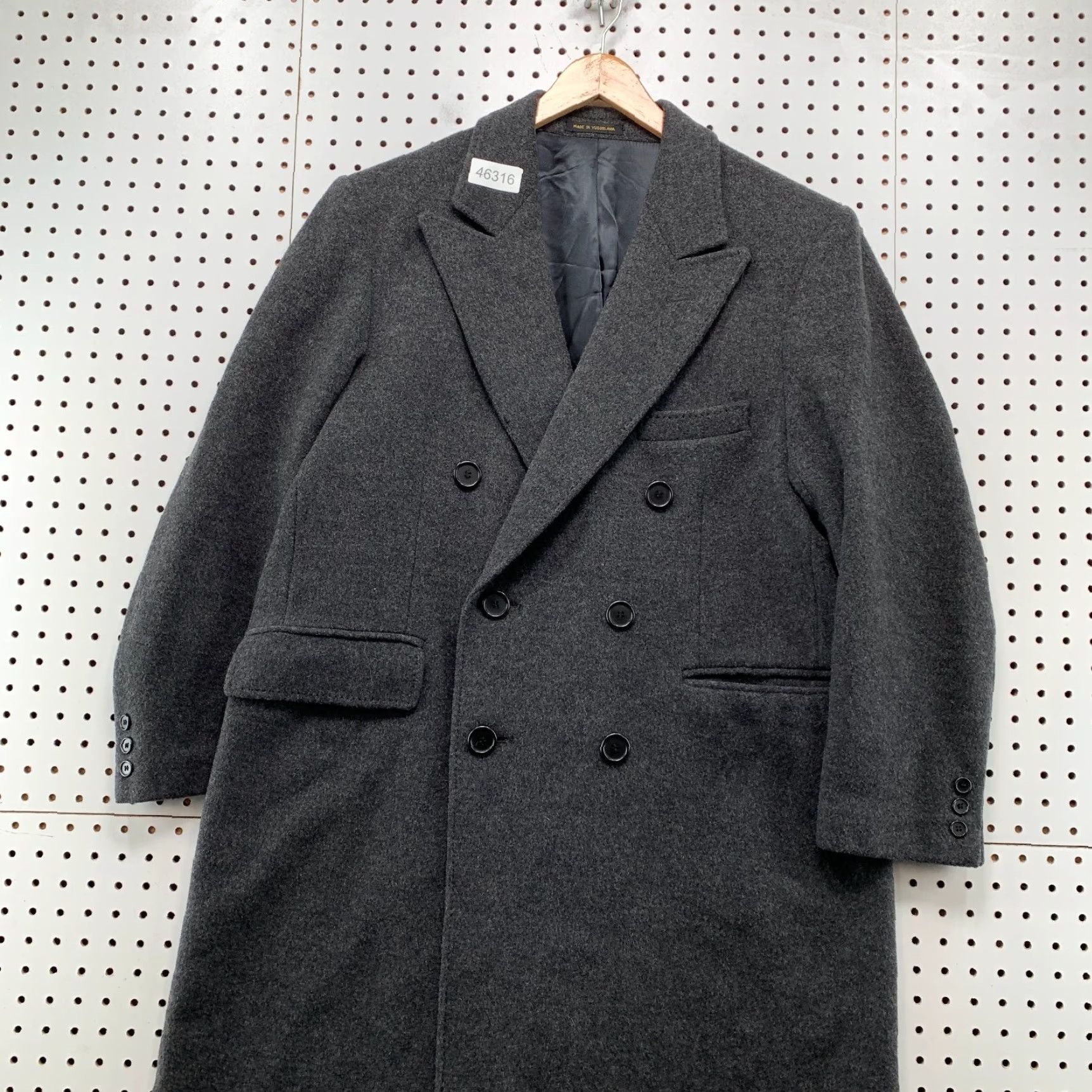 Doublet VINTAGE Adams Row Overcoat Mens 42S Gray 100% Virgin Wool Double Breasted Coat, Wool, Regular, 42, Gray, Vintage, Men Size US XS / EU 42 / 0 - 6 Thumbnail