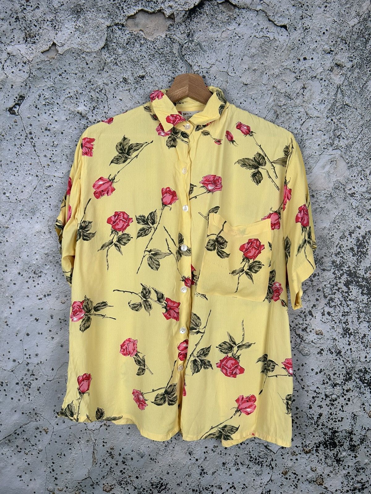 Vintage Vintage Roses Flowers Shirt 90s Alternative Avantgarde Size US L / EU 52-54 / 3 - 1 Thumbnail