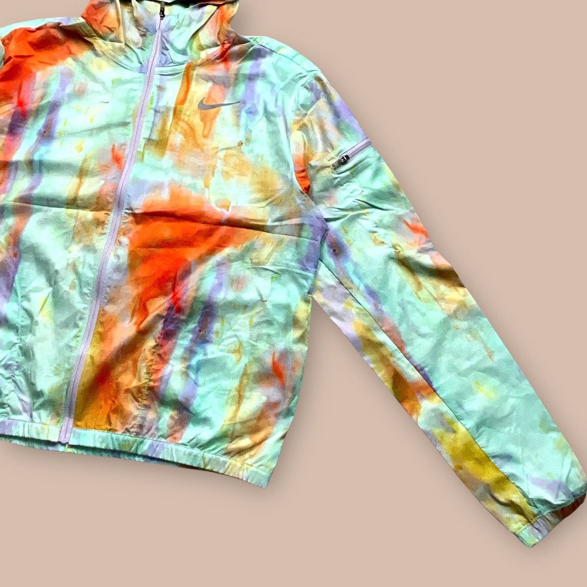 Nike Nike WMNS Lightweight Running Jacket Size US S / EU 44-46 / 1 - 7 Thumbnail