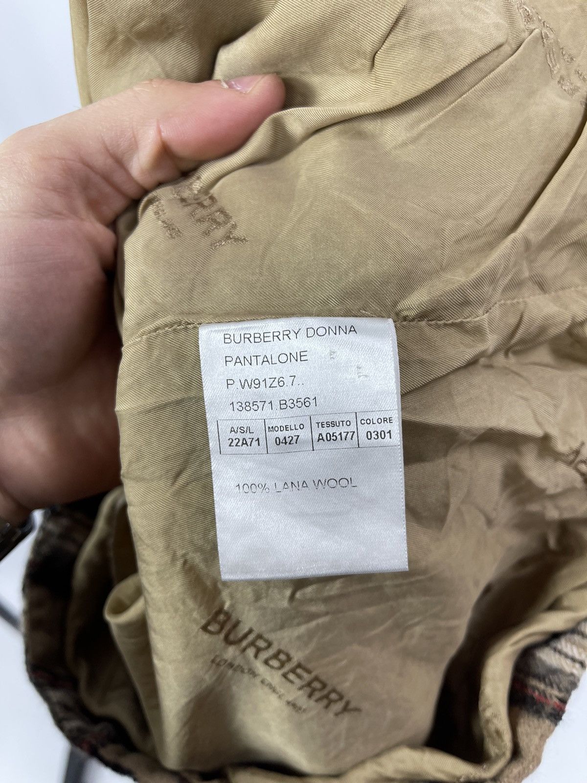 Burberry Burberry London England Short Size S 100% Lana Wool Size 25" / US 0 / IT 36 - 8 Thumbnail