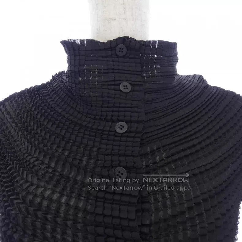 Issey Miyake Issey Miyake 3D Pleated Top Size L / US 10 / IT 46 - 3 Thumbnail