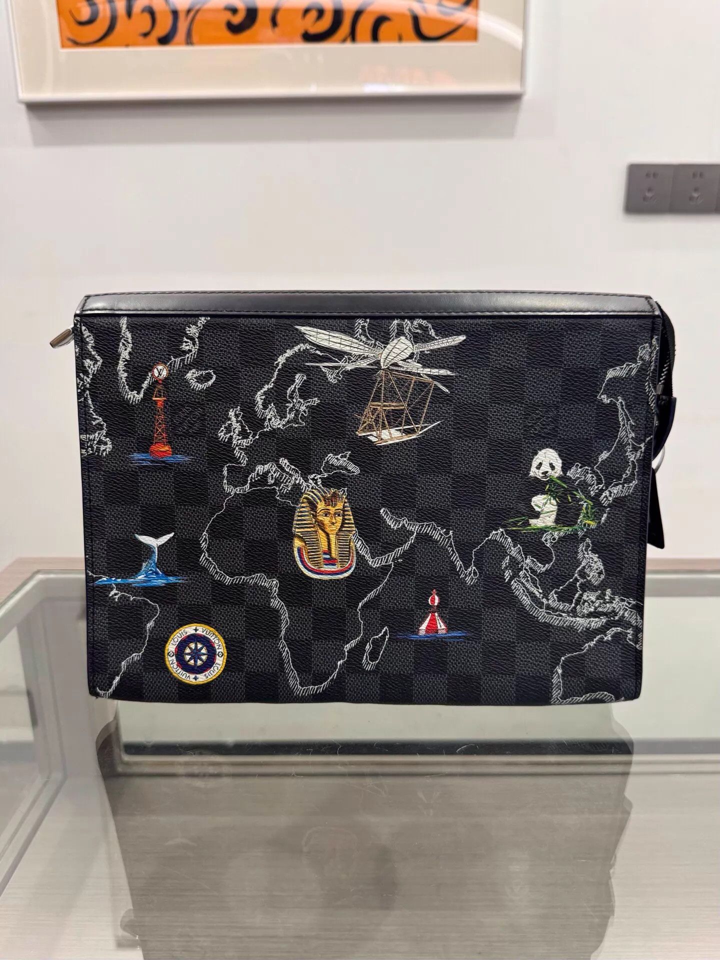Louis Vuitton Louis Vuitton Pochette Voyage Graffiti Checkerboard Clutch Size ONE SIZE - 1 Thumbnail