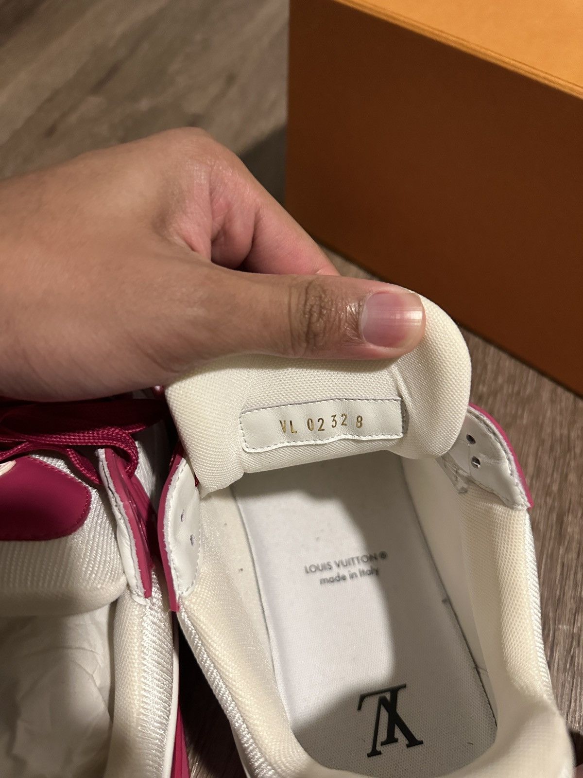 Louis Vuitton Louis Vuitton Trainer Low Fuchsia Size US 10 / EU 43 - 8 Thumbnail