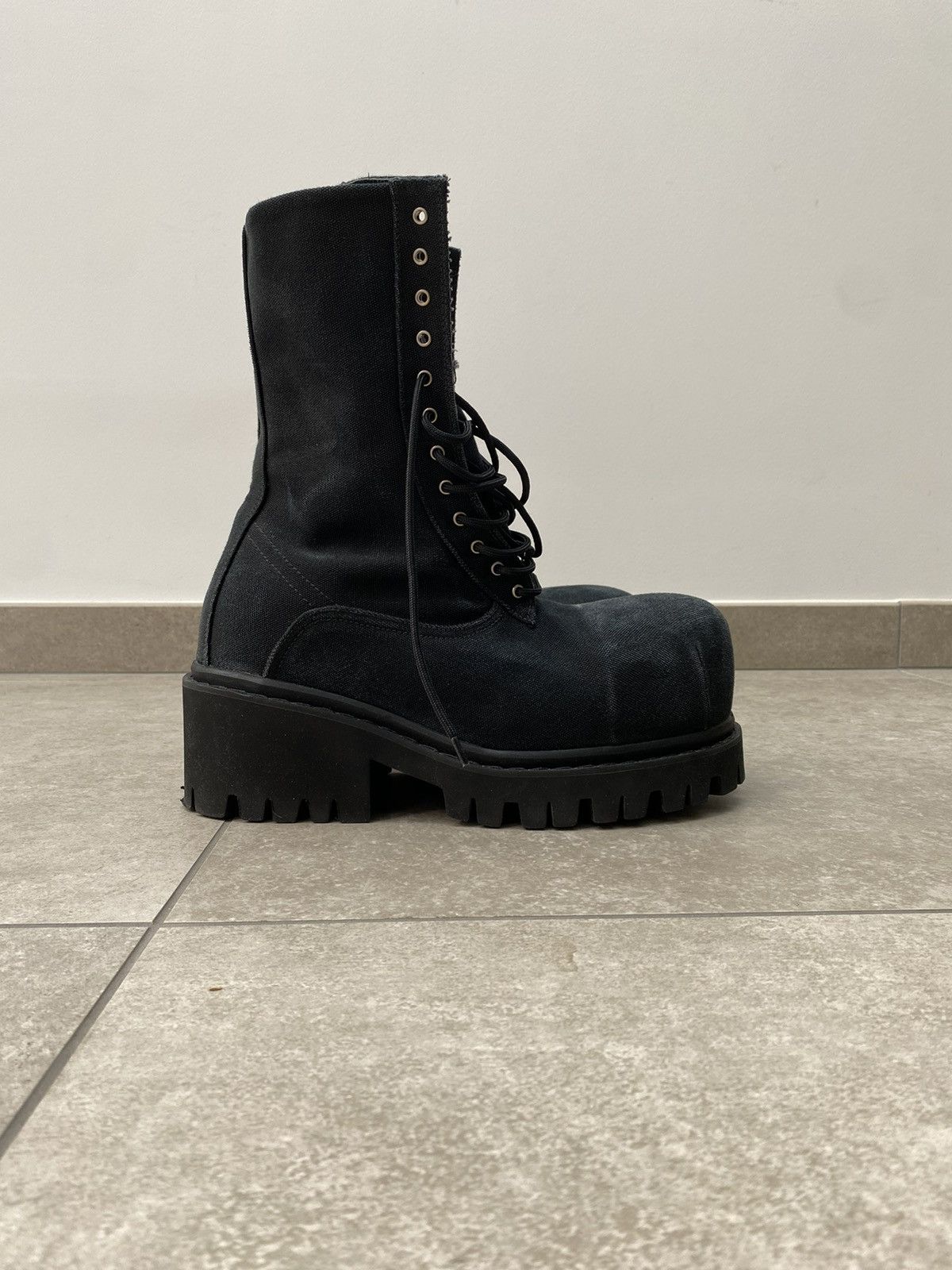 Balenciaga Balenciaga stomper boots Size US 10 / EU 43 - 1 Thumbnail