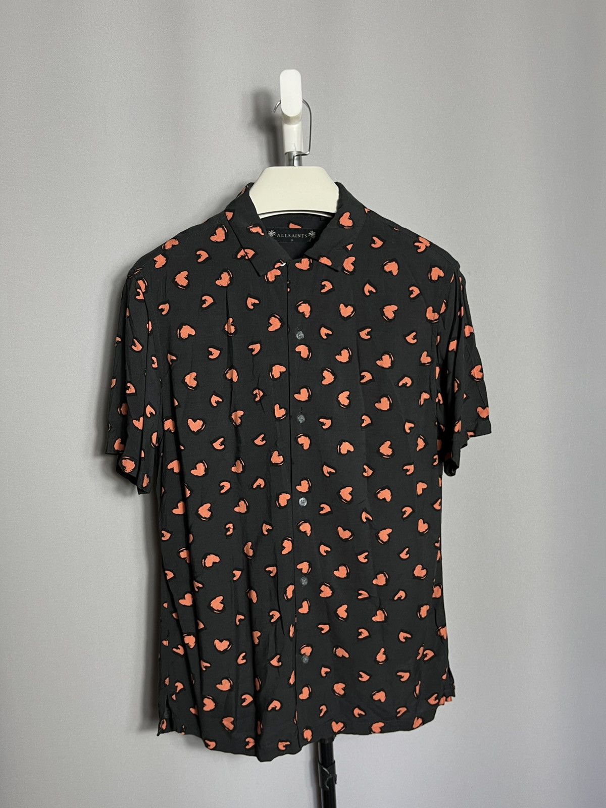 Allsaints Allsaints romanza ss shirt viscose mens heart monogram shirt Size US S / EU 44-46 / 1 - 1 Thumbnail