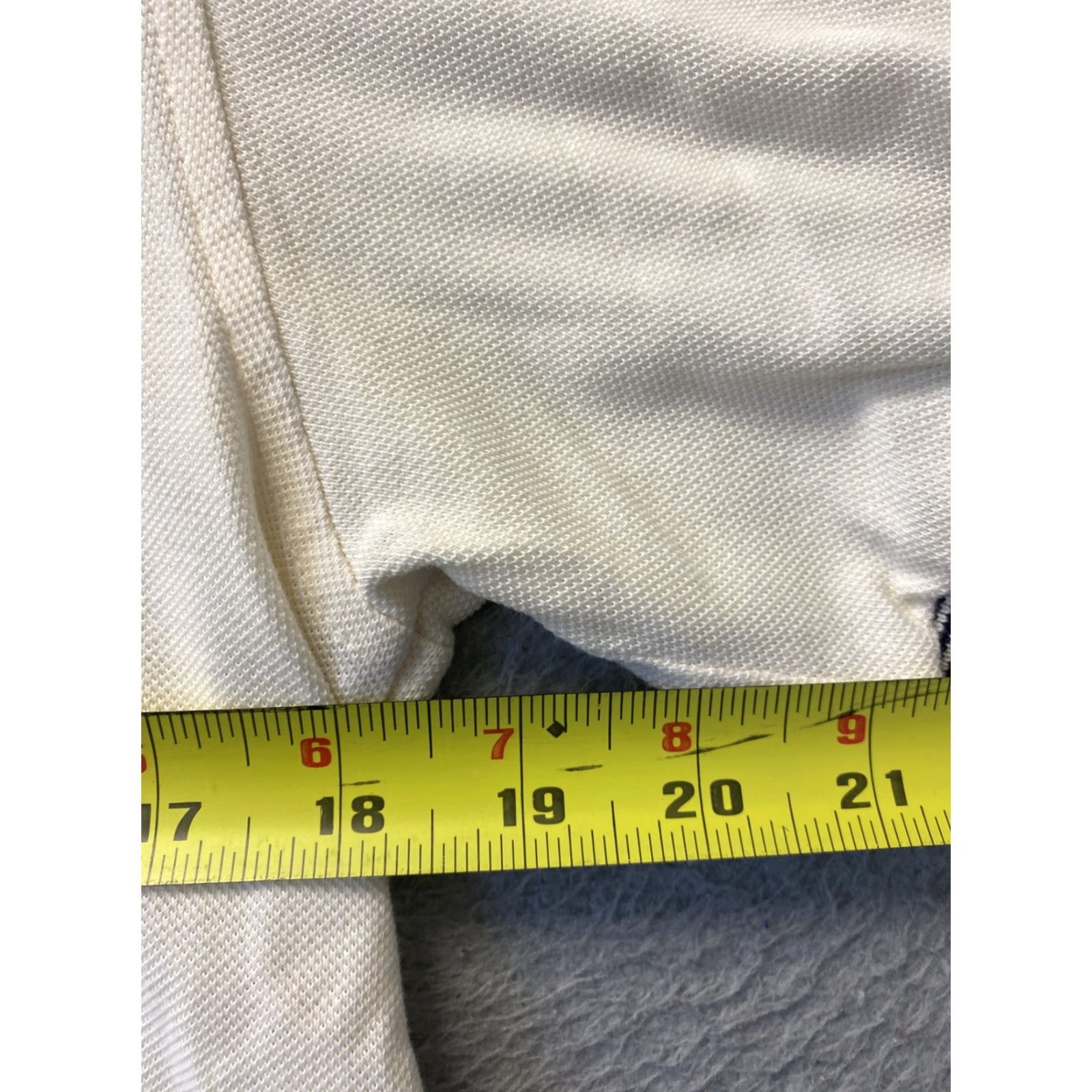 Izod VINTAGE Izod Club Women's Polo Shirt Medium Beige Short Sleeve Cotton 90s, Casual, Womens Size M / US 6-8 / IT 42-44 - 5 Thumbnail