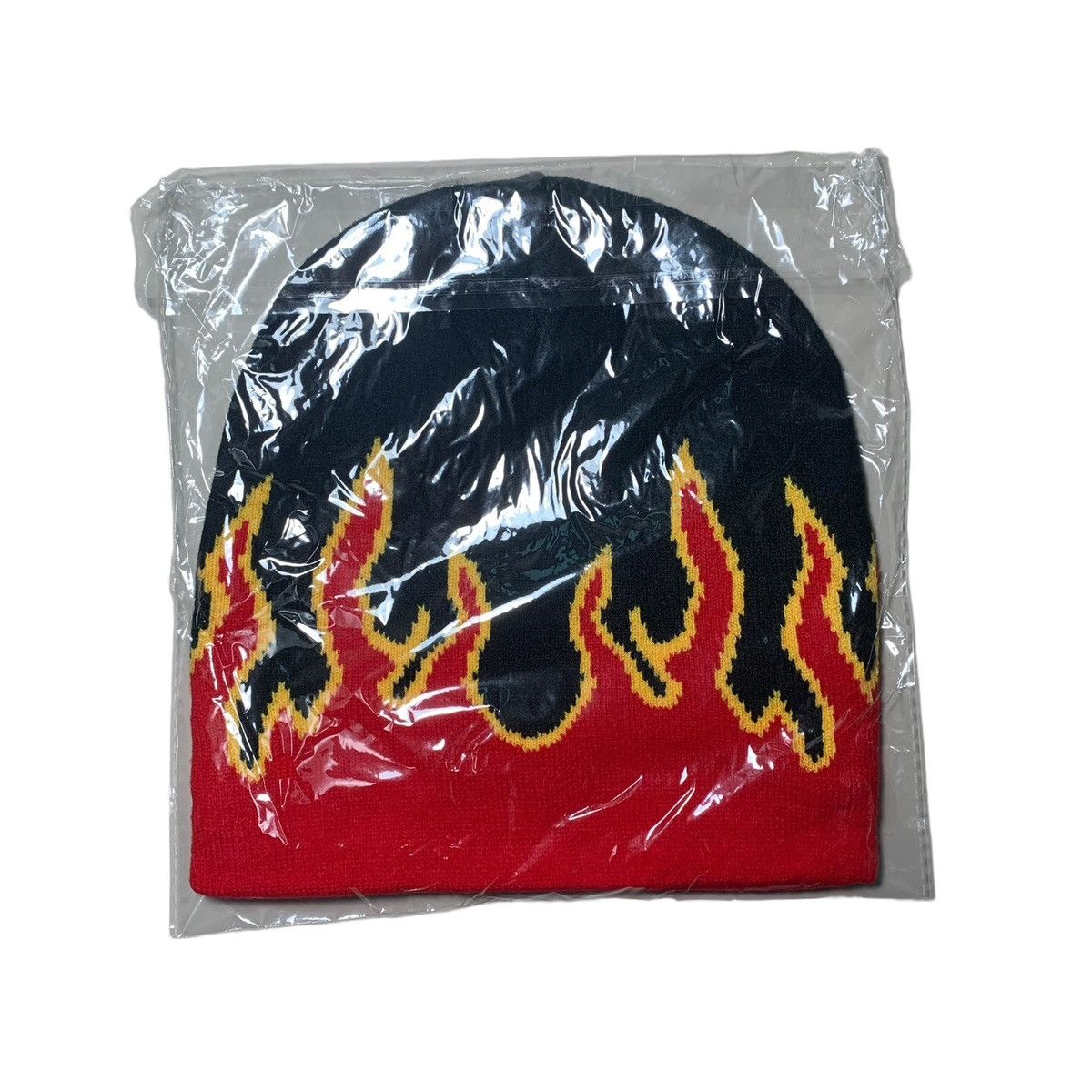 Other Red Flame Knitted Streetwear Beanie Size ONE SIZE - 2 Thumbnail