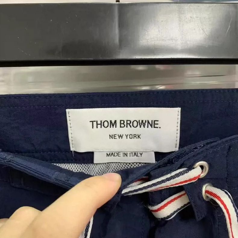 Thom Browne Thom Browne Size 2 Four-bar waterproof shorts 2506-Nextarr Size US 29 - 4 Thumbnail