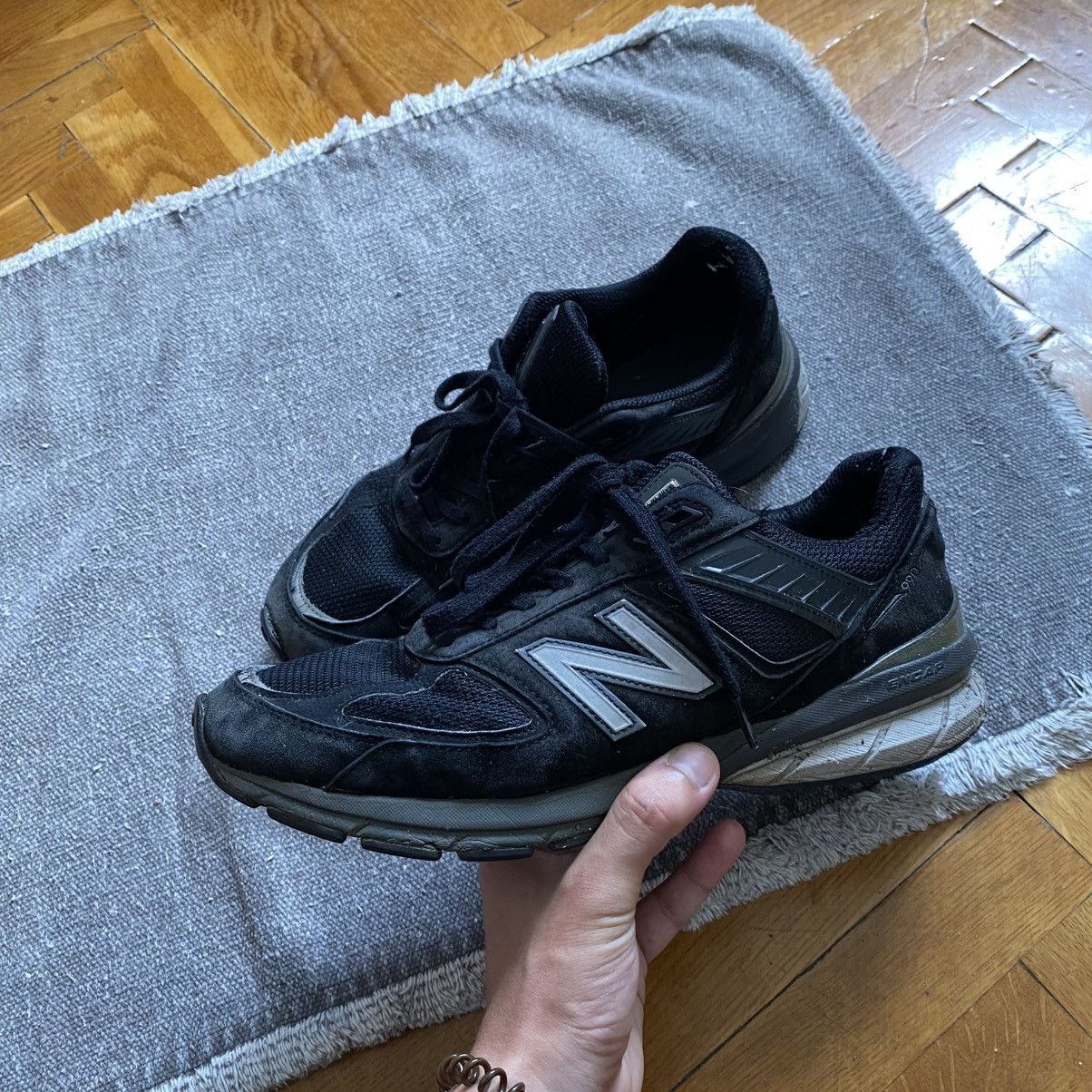 New Balance NEW BALANCE 990 V5 USA BLACK SNEAKERS Size US 10 / EU 43 - 2 Thumbnail
