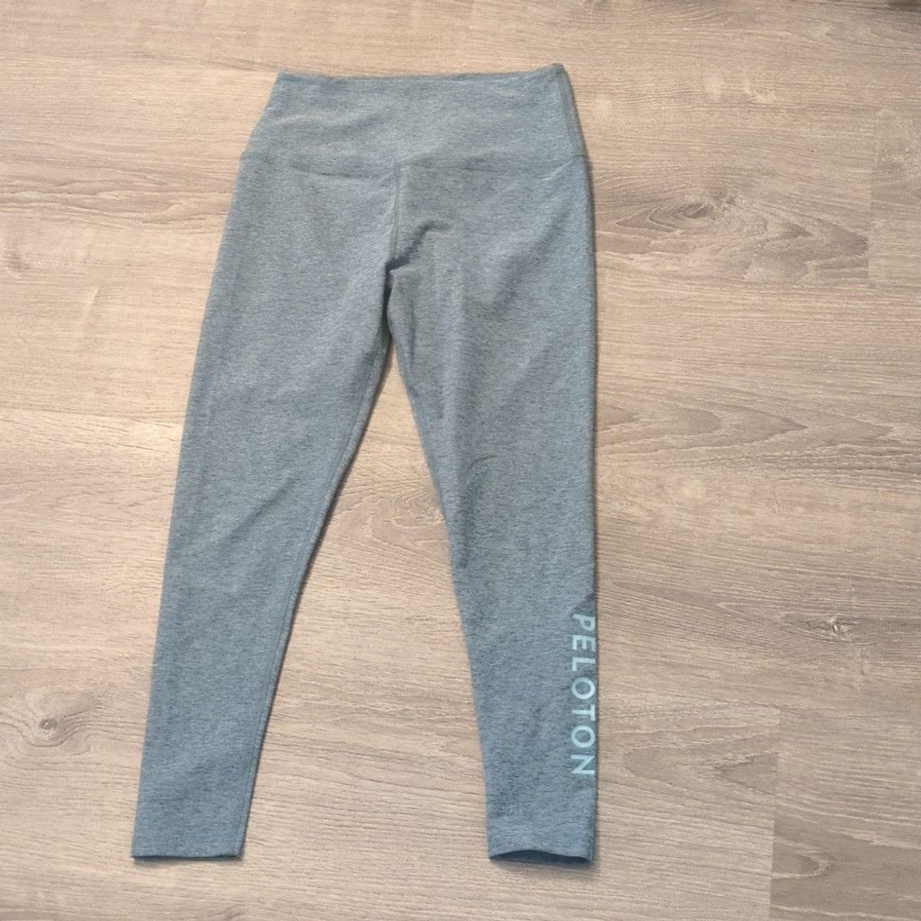 Beyond Yoga Beyond yoga x peloton caught in the midi leggings size large Size 25" / US 0 / IT 36 - 1 Thumbnail