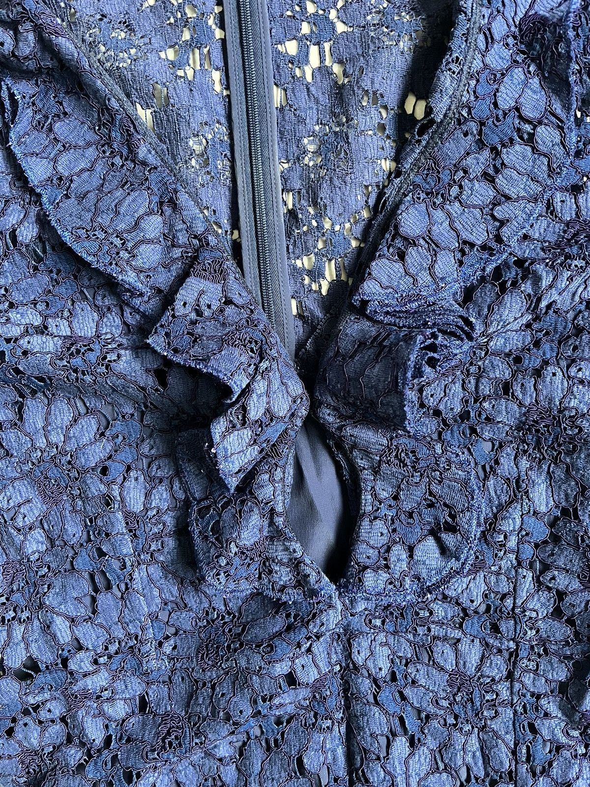 Gucci Gucci Blue Floral Lace Polyamide Dress Size M / US 6-8 / IT 42-44 - 3 Thumbnail