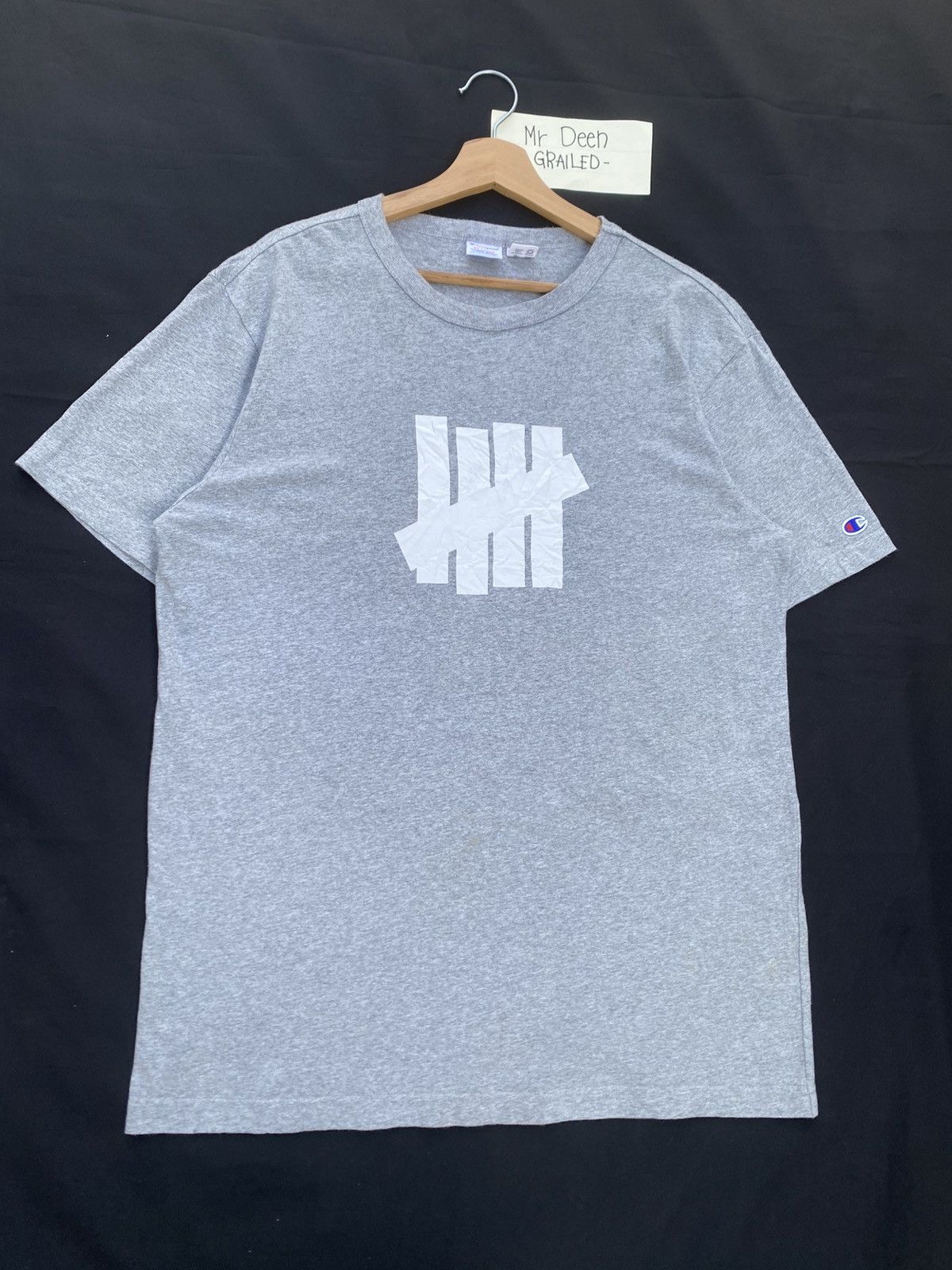 Undefeated Rare Vintage Champion x Undefeated Grey Tshirt Size US L / EU 52-54 / 3 - 3 Thumbnail