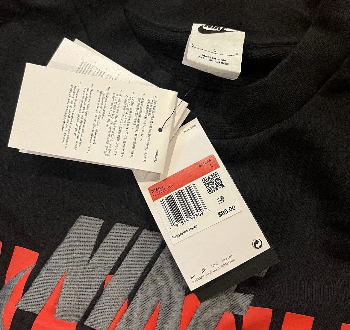 Nike Nike Air Shanghai Men’s Crewneck Sweatshirt HJ0305-010 Size US L / EU 52-54 / 3 - 5 Thumbnail