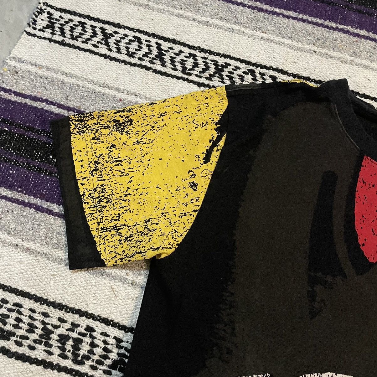 Marc Jacobs Marc Jacobs Mickey Mouse Upside Down T-Shirt Size M Black Size US M / EU 48-50 / 2 - 5 Thumbnail