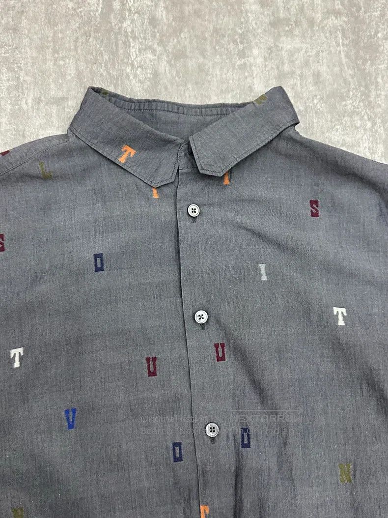 Louis Vuitton Louis Vuitton Letter Print Long Sleeve Shirt Size US XL / EU 56 / 4 - 3 Thumbnail
