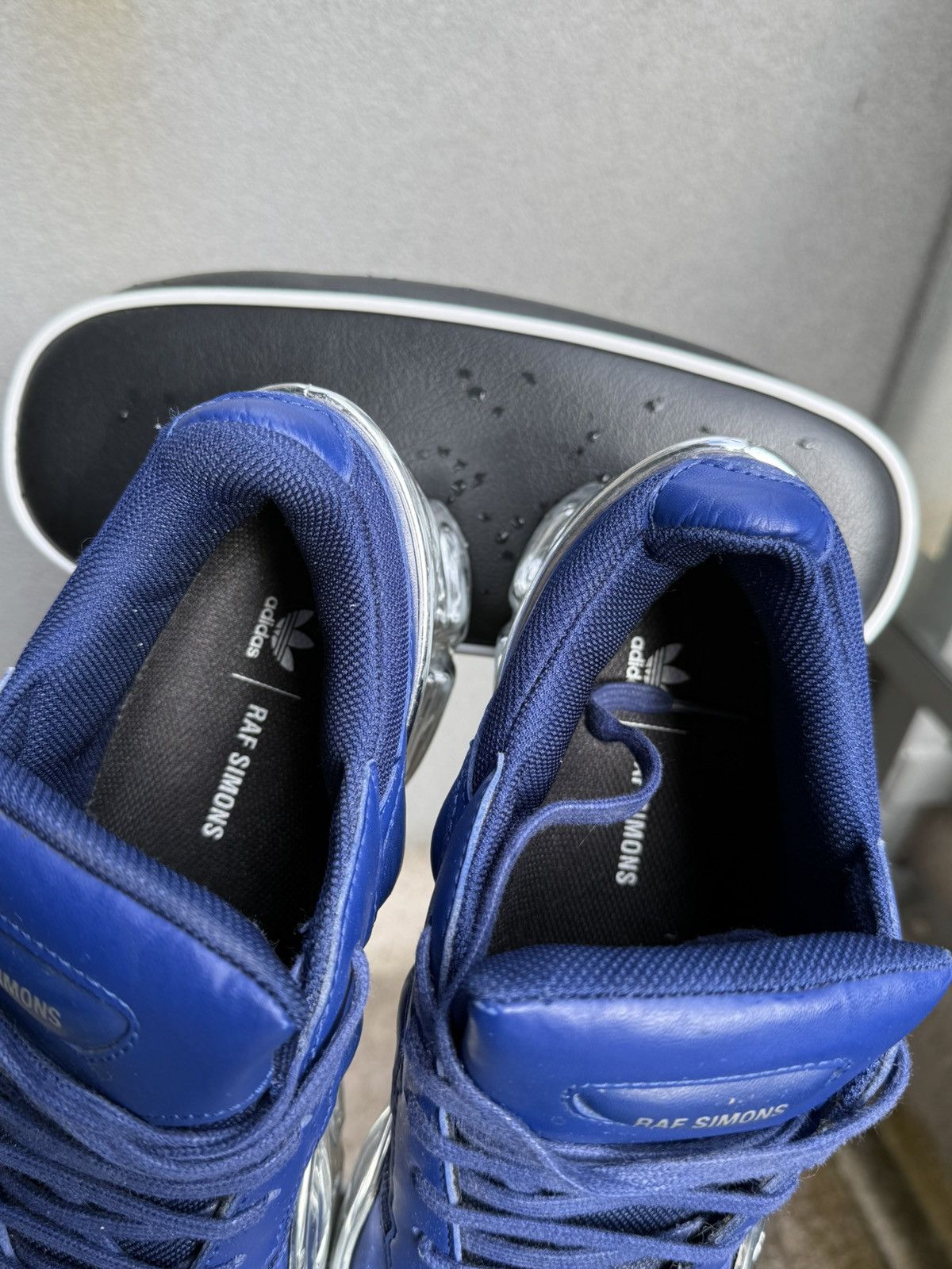 Adidas × Raf Simons Raf Simons × Ozweego 'Mirrored - Unity Ink' Size US 9 / EU 42 - 9 Thumbnail