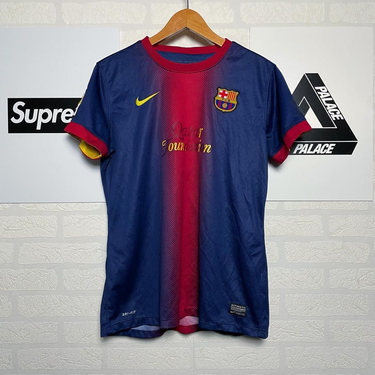 Nike Nike FC Barcelona 2012/13 Soccer Jersey Long sleeve Size US S / EU 44-46 / 1 - 1 Thumbnail