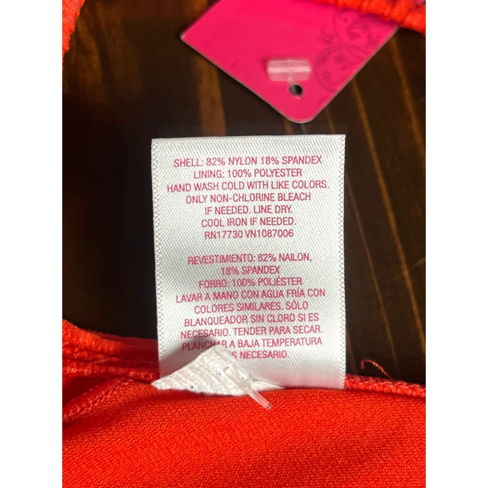 Vintage Xhilaration Womens/Junior Size Small Red Triangle Bikini Top NWD Swim Top, Size S, Solid, Juniors, Red, NWD Size S / US 4 / IT 40 - 5 Thumbnail